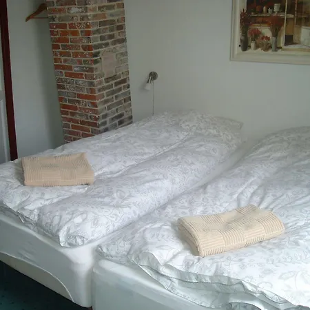 Han/Misafirhane Vindeballe Ærøskøbing